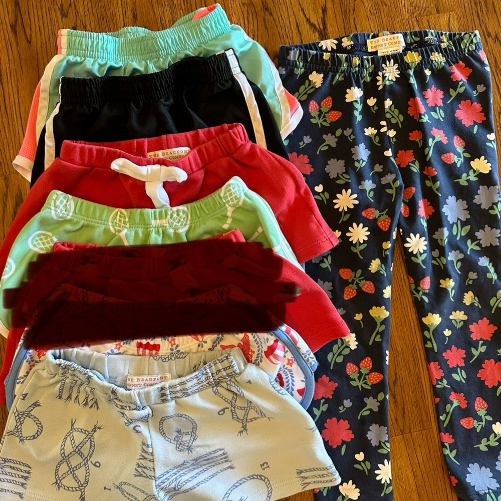 Beaufort Bonnet Short/Pants Set Little English Nike 18/24mo-2T VGUC